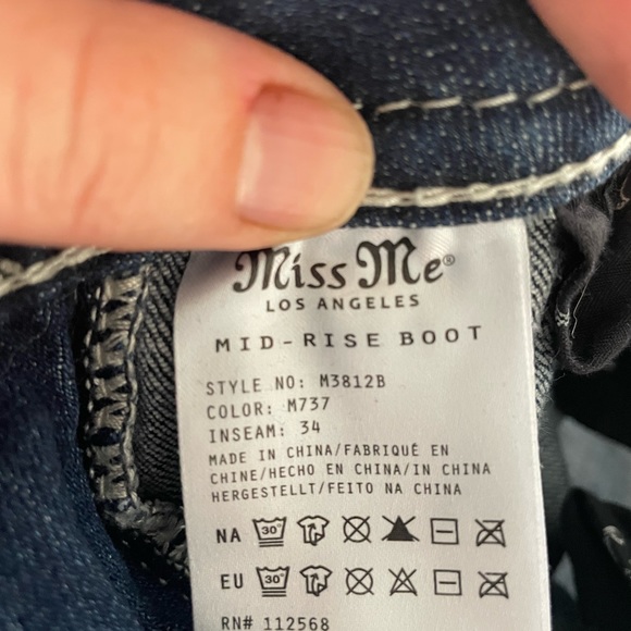 Miss Me Jeans 28 waist 34 inseam - Picture 4 of 4